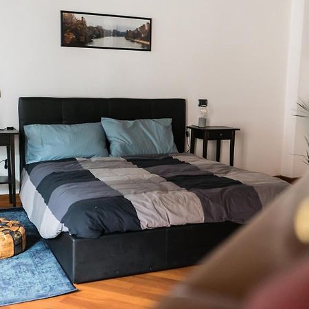 Orpheus Apartment Turin Bagian luar foto